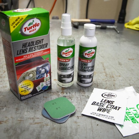 Kit pentru restaurare faruri Turtle Wax 240ml