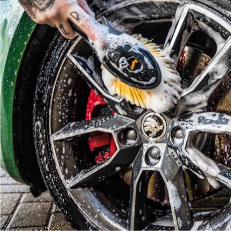 Perie pentru curatarea jantelor aliaj Meguiars Versa Angle